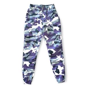 Twin Sisters Camo Cargo Pocket Jogger Pants Women's Size Small